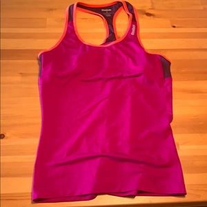 Reenok workout tank top